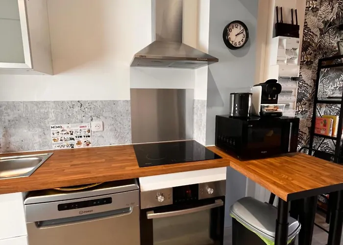 Aux Pas Sages, 4 Mitoyens, Proche 아파트