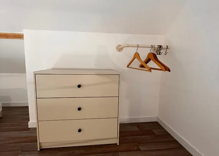 Aux Pas Sages, 4 Mitoyens, Proche 아파트 *