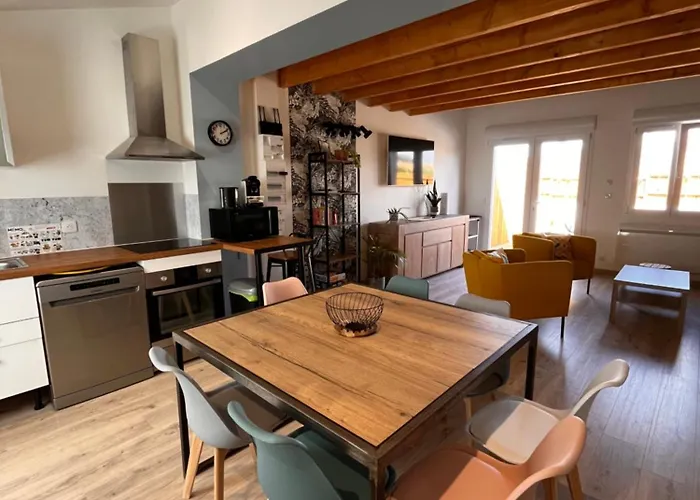 Aux Pas Sages, 4 Mitoyens, Proche 아파트 *