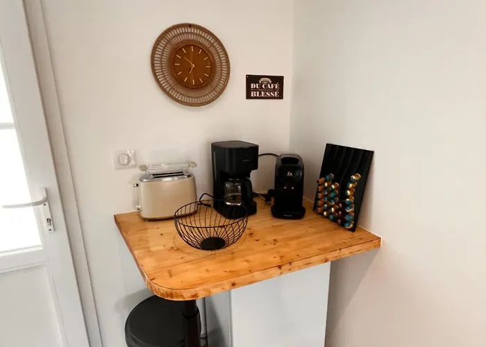 Aux Pas Sages, 4 Mitoyens, Proche 아파트 *