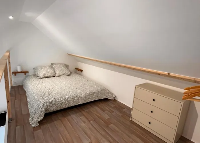 Aux Pas Sages, 4 Mitoyens, Proche 생장드몽