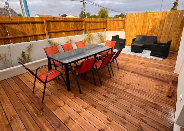 Aux Pas Sages, 4 Mitoyens, Proche 생장드몽