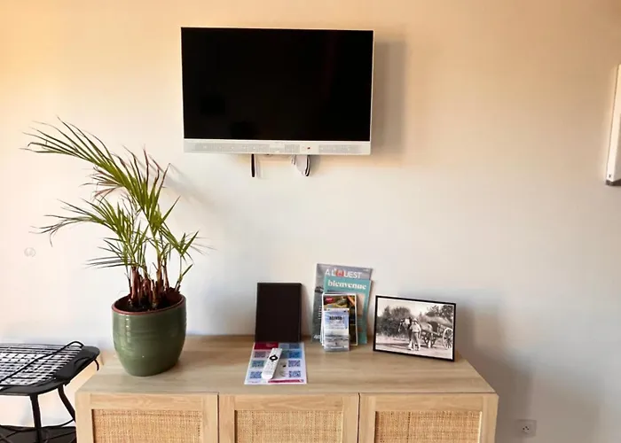 Aux Pas Sages, 4 Mitoyens, Proche 아파트