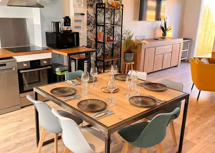 Aux Pas Sages, 4 Mitoyens, Proche 아파트 *