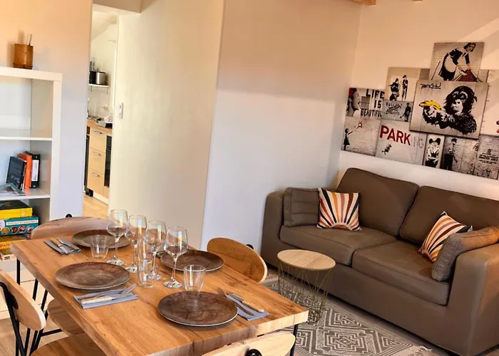 Aux Pas Sages, 4 Mitoyens, Proche 아파트